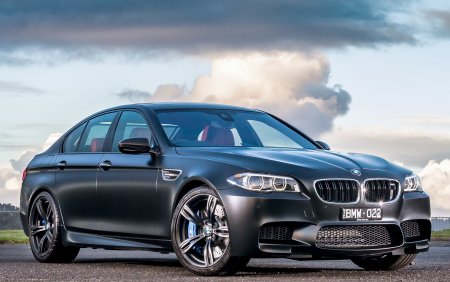 BMW M5 – качество стоит денег