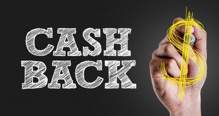 Что представляет собой услуга Cash Back в предложениях банка?