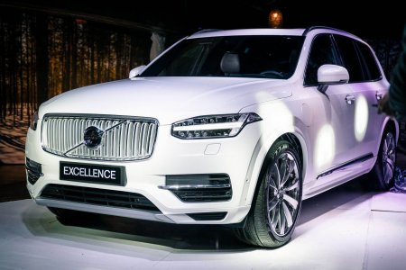 Причины, из-за которых Volvo XC90 Excellence вам понравится