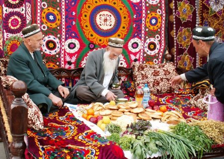 Почему в Иране и Таджикистане неделя состоит из шести суббот и одной пятницы